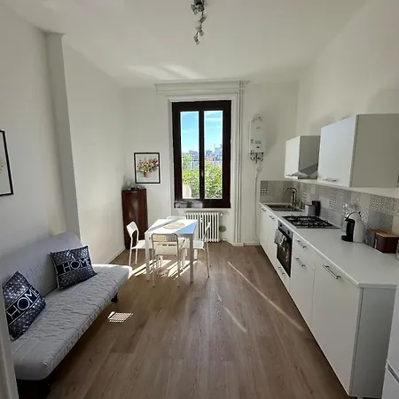 Corso Lodi Apartman *